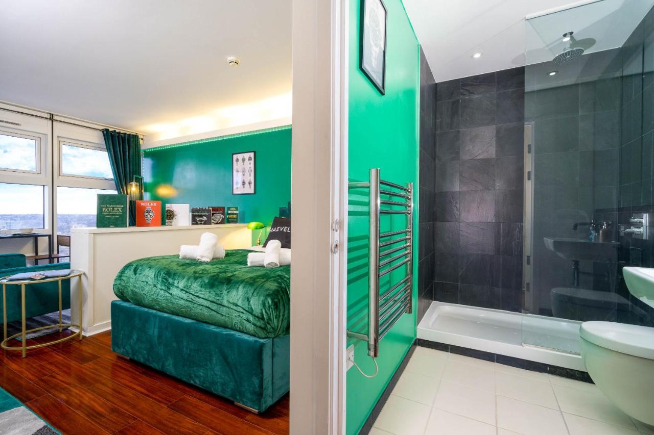 Maevela Apartments - Top Floor Rolex Themed Studio Apt Inside The Cube, Mailbox - Free Netflix & Wifi Birmingham Exterior foto