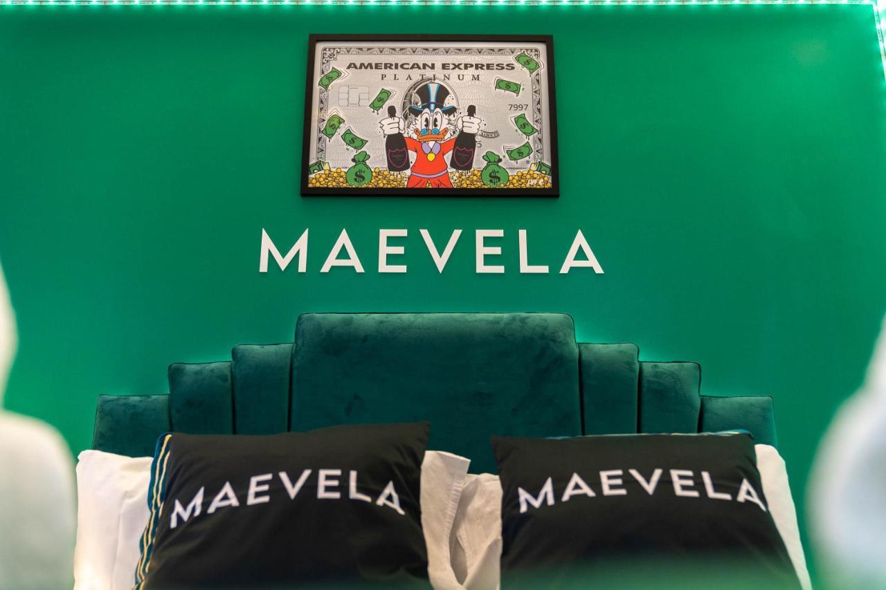 Maevela Apartments - Top Floor Rolex Themed Studio Apt Inside The Cube, Mailbox - Free Netflix & Wifi Birmingham Exterior foto