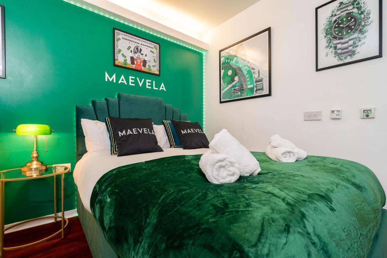 Maevela Apartments - Top Floor Rolex Themed Studio Apt Inside The Cube, Mailbox - Free Netflix & Wifi Birmingham Exterior foto
